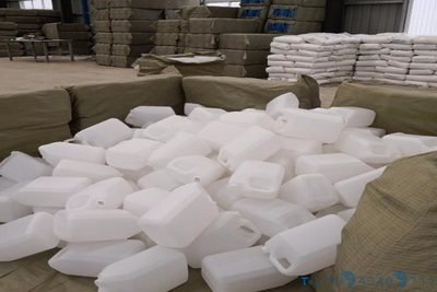 潢川縣哪家塑鋼制品廠供應(yīng)優(yōu)質(zhì)25L塑料桶？